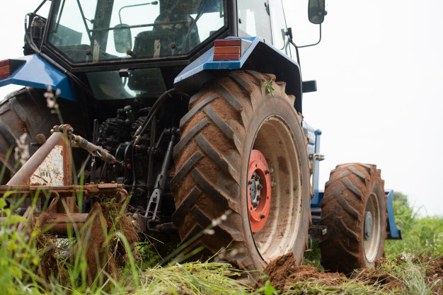 AgrifoodSA_Choose the Right Tractor Tyres